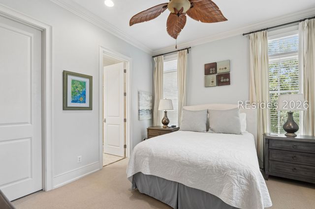 77 Dune Ln, Hilton Head Island, SC 29928