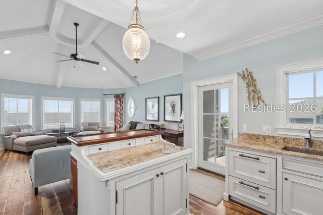 77 Dune Ln, Hilton Head Island, SC 29928