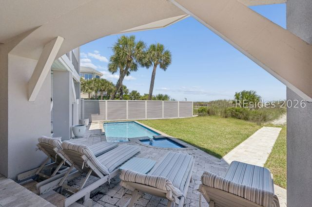 77 Dune Ln, Hilton Head Island, SC 29928