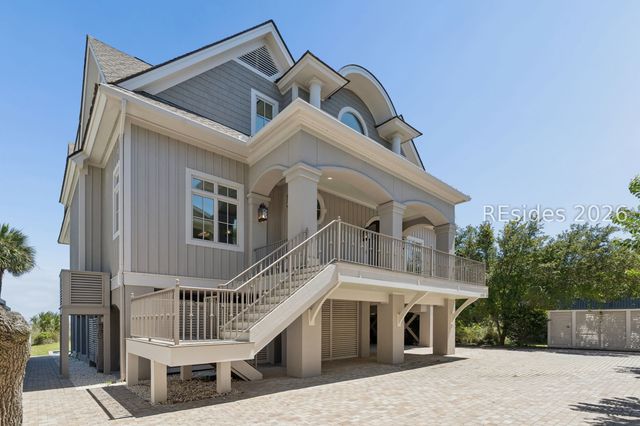 77 Dune Ln, Hilton Head Island, SC 29928