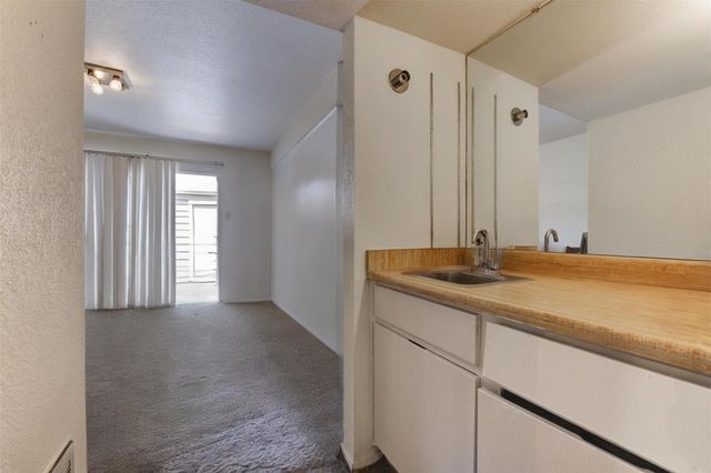 3901 Woodchase Drive 59, Houston, TX 77042