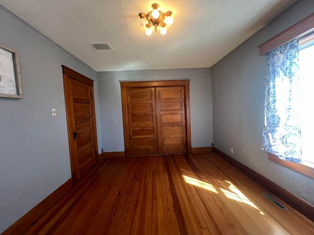 116 Clingan Avenue, Willow Springs, MO 65793