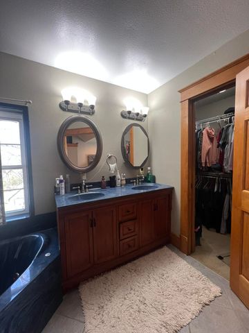 116 Clingan Avenue, Willow Springs, MO 65793