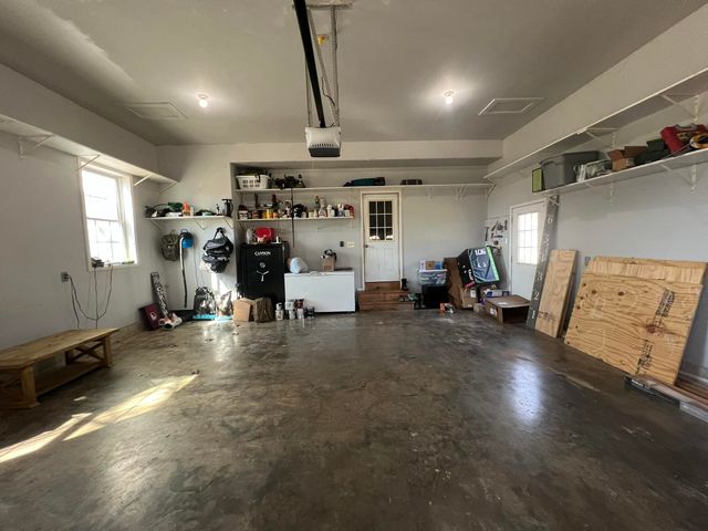 116 Clingan Avenue, Willow Springs, MO 65793