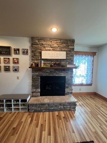 116 Clingan Avenue, Willow Springs, MO 65793