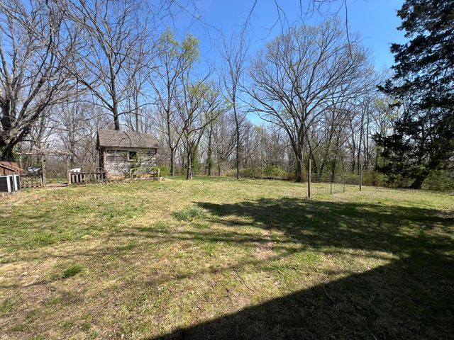 116 Clingan Avenue, Willow Springs, MO 65793