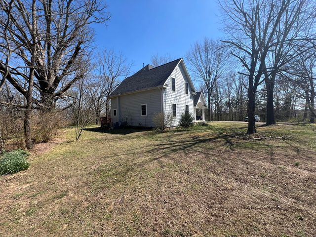 116 Clingan Avenue, Willow Springs, MO 65793