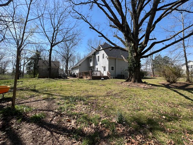 116 Clingan Avenue, Willow Springs, MO 65793