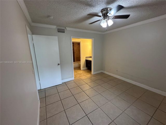 4221 W Mcnab Rd 35, Pompano Beach, FL 33069