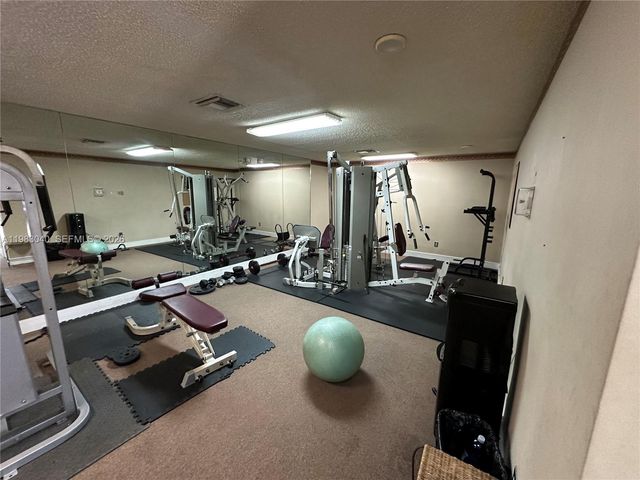 4221 W Mcnab Rd 35, Pompano Beach, FL 33069