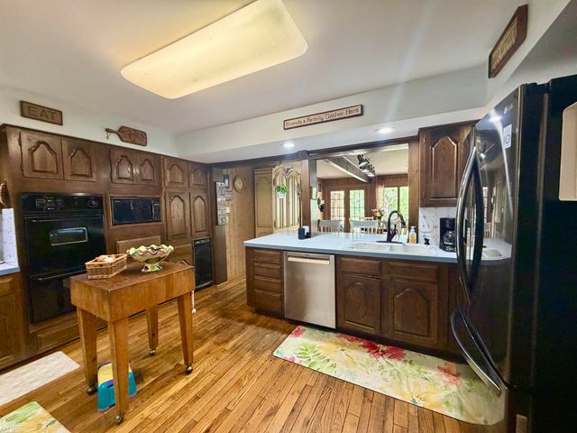 1269 Briarcliffe Drive, Flint Twp, MI 48532