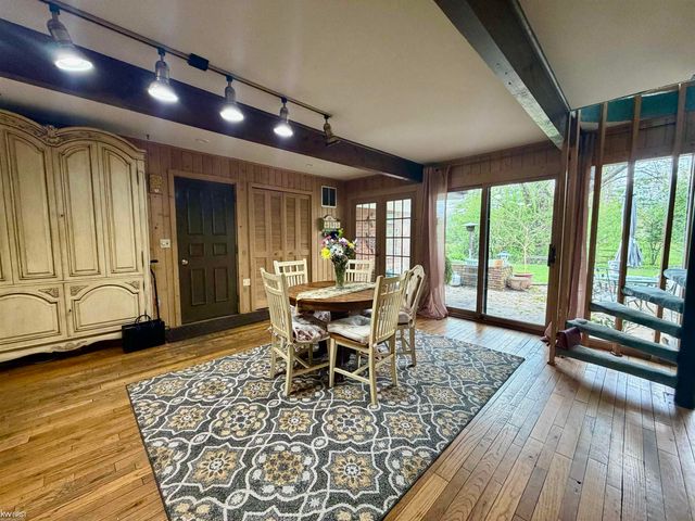 1269 Briarcliffe Drive, Flint Twp, MI 48532
