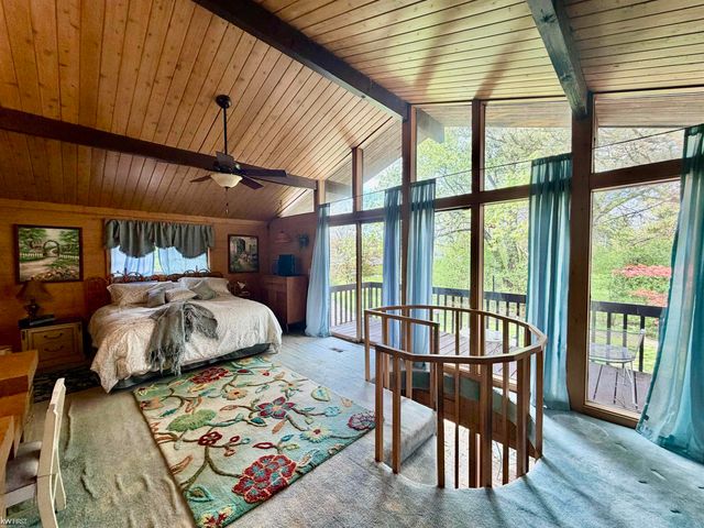 1269 Briarcliffe Drive, Flint Twp, MI 48532