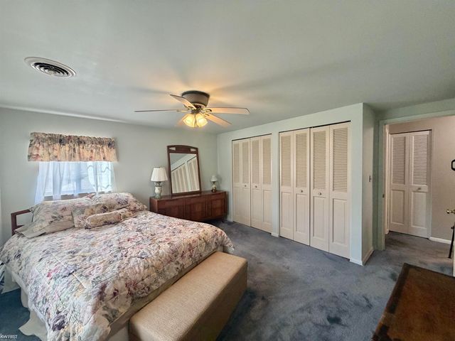 1269 Briarcliffe Drive, Flint Twp, MI 48532