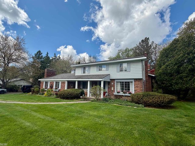 1269 Briarcliffe Drive, Flint Twp, MI 48532