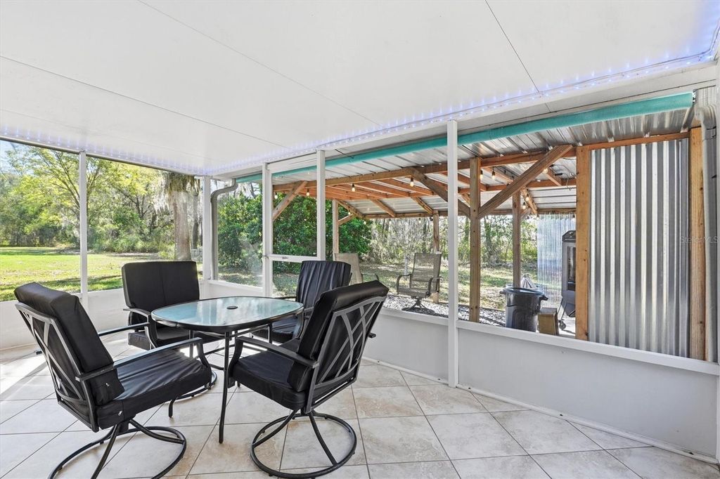 Image 26 of property listing at 4180 SW 131ST PLACE ROAD, Ocala, FL 34473