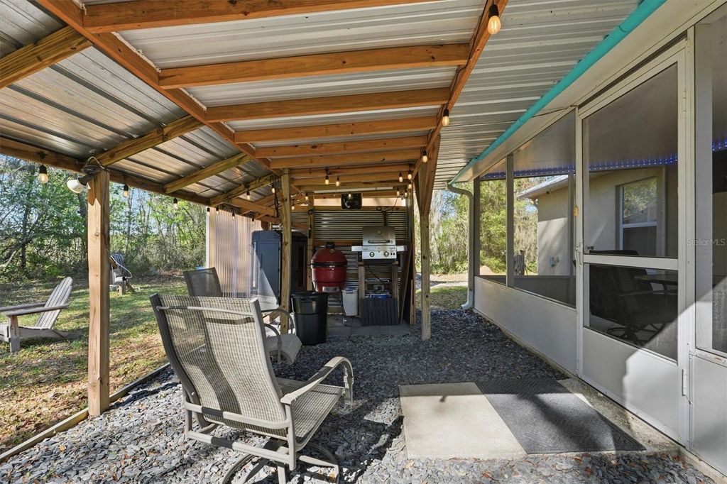 Image 27 of property listing at 4180 SW 131ST PLACE ROAD, Ocala, FL 34473