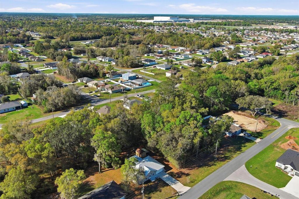 Image 38 of property listing at 4180 SW 131ST PLACE ROAD, Ocala, FL 34473