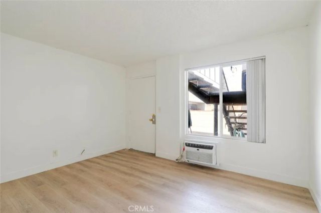 7343 Woodley Avenue 3, Van Nuys, CA 91406