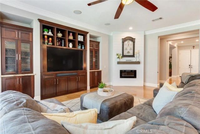 13918 Oak Leaf Way, Rancho Cucamonga, CA 91739