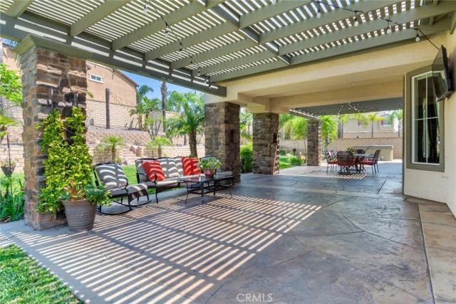 13918 Oak Leaf Way, Rancho Cucamonga, CA 91739