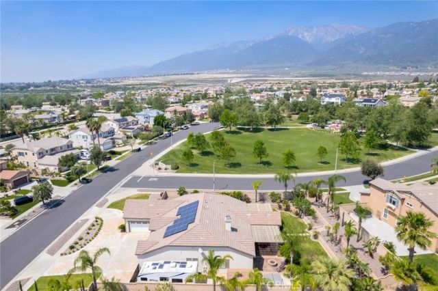 13918 Oak Leaf Way, Rancho Cucamonga, CA 91739