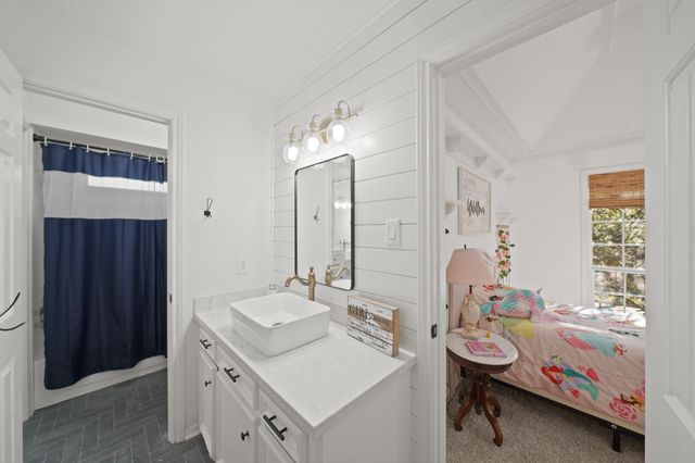 6115 Post Oak Court, Spring, TX 77379