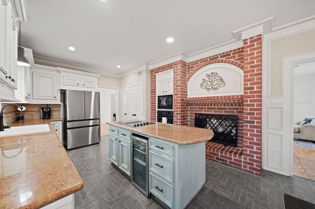 6115 Post Oak Court, Spring, TX 77379