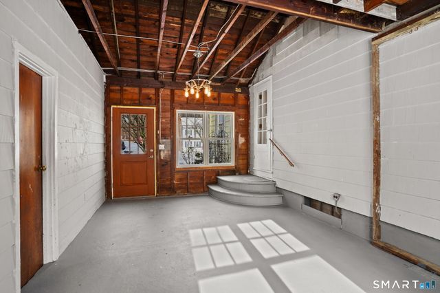 220 Hilltop Circle, Trumbull, CT 06611