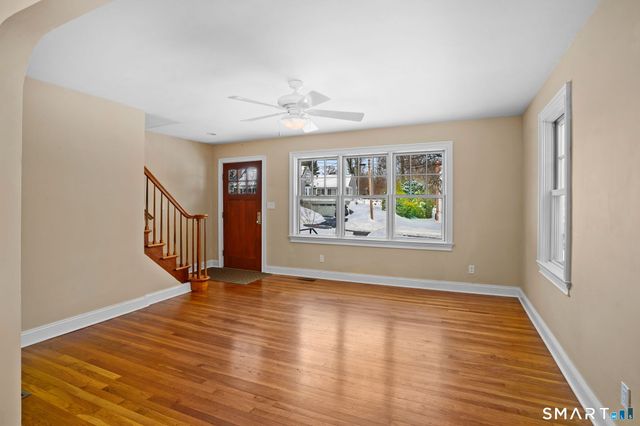 220 Hilltop Circle, Trumbull, CT 06611