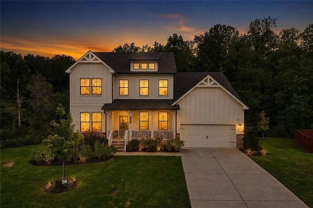 8965 Tanner Crescent, Ball Ground, GA 30107