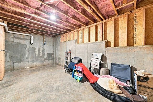 8965 Tanner Crescent, Ball Ground, GA 30107