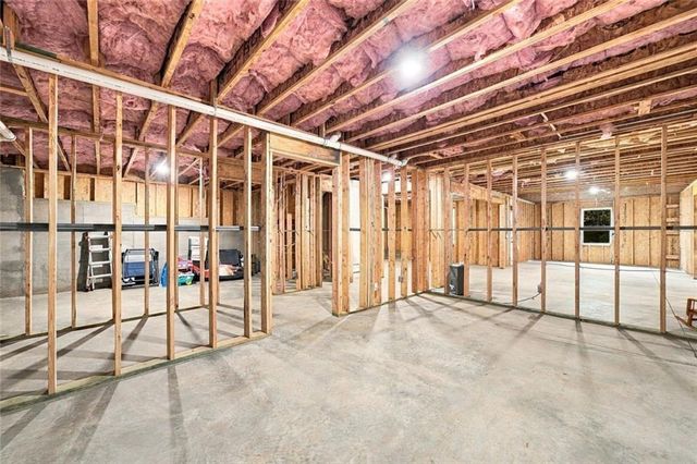 8965 Tanner Crescent, Ball Ground, GA 30107