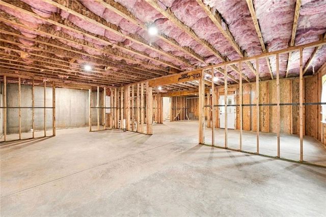 8965 Tanner Crescent, Ball Ground, GA 30107