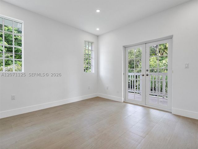 112 Florida Ave, Coral Gables, FL 33133