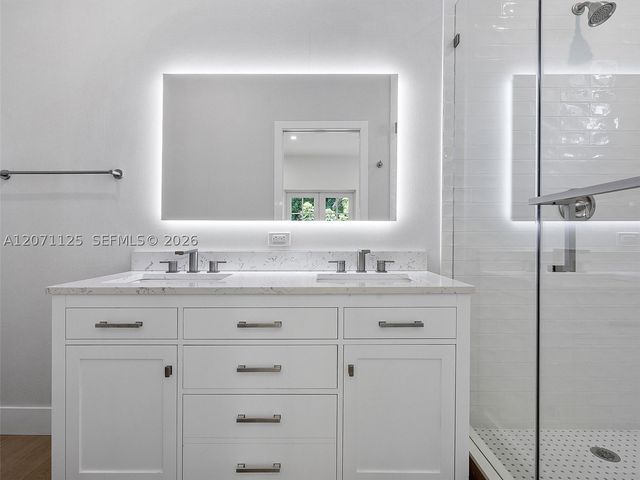 112 Florida Ave, Coral Gables, FL 33133