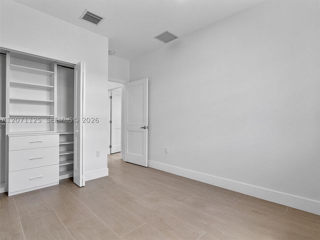 112 Florida Ave, Coral Gables, FL 33133