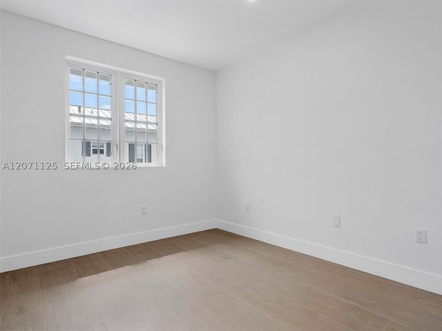 112 Florida Ave, Coral Gables, FL 33133