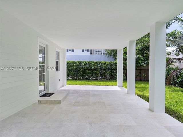 112 Florida Ave, Coral Gables, FL 33133