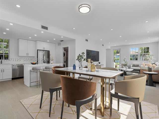 112 Florida Ave, Coral Gables, FL 33133