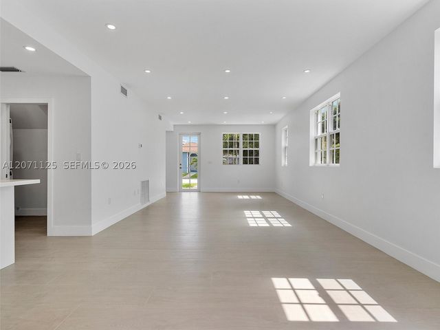 112 Florida Ave, Coral Gables, FL 33133
