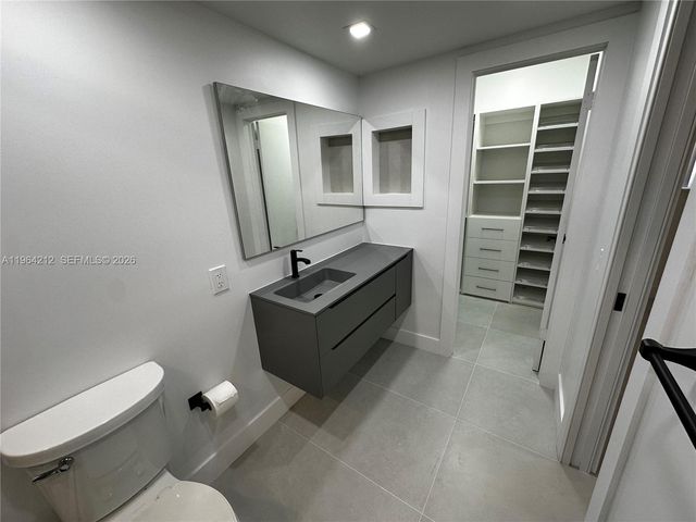 10625 SW 112th Ave 306, Miami, FL 33176