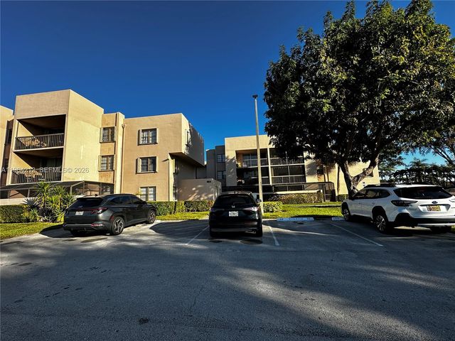 10625 SW 112th Ave 306, Miami, FL 33176