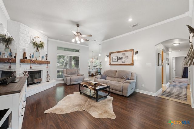 302 Wrought Iron Drive, Harker Heights, TX 76548
