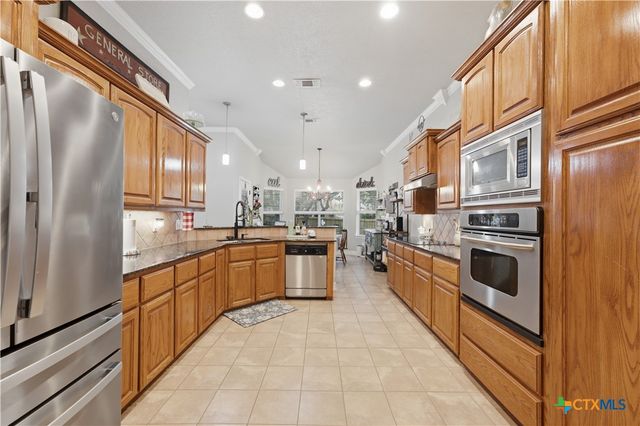 302 Wrought Iron Drive, Harker Heights, TX 76548
