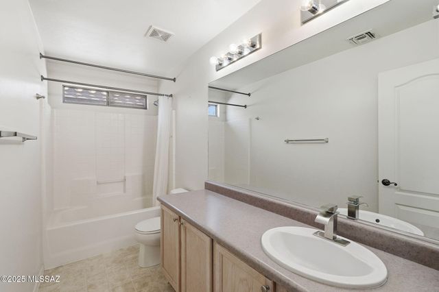 640 W Emerald Key Drive, Green Valley, AZ 85614