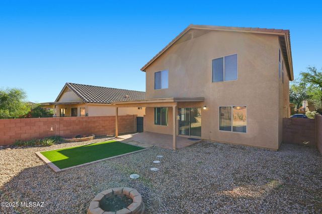 640 W Emerald Key Drive, Green Valley, AZ 85614