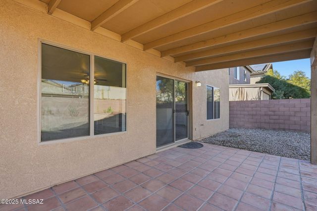 640 W Emerald Key Drive, Green Valley, AZ 85614