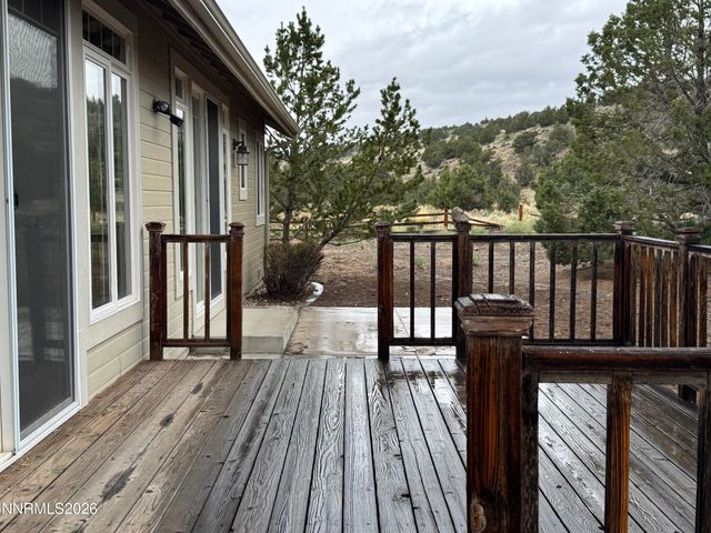 2020 Rocking Horse Road, Gardnerville, NV 89410