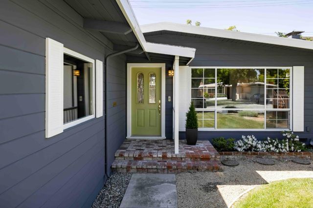 2491 Betlo Avenue, Mountain View, CA 94043